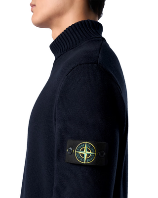 Stone Island 505A2 Logo Badge Turtleneck Sweater Blue