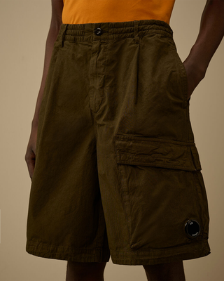 C.P. Company Micro-Reps Boxy Lens Shorts Ivy Green 20CMBE127A110325G