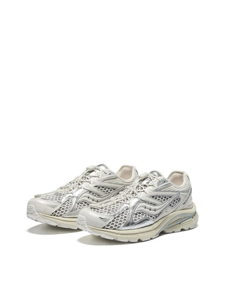 Saucony Kinvara 4 RE White Metallic S79078-1