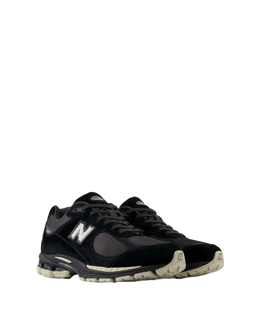 New Balance 2002R Black/Oat U2002RL