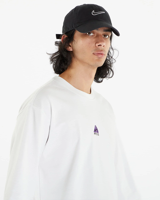 Nike ACG Lungs Long-Sleeve T-Shirt White DR7754-122