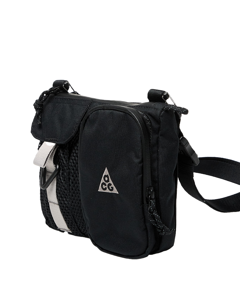 Nike ACG DAYMAX Crossbody Bag Black HJ8180-010