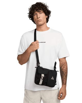 Nike ACG DAYMAX Crossbody Bag Black HJ8180-010