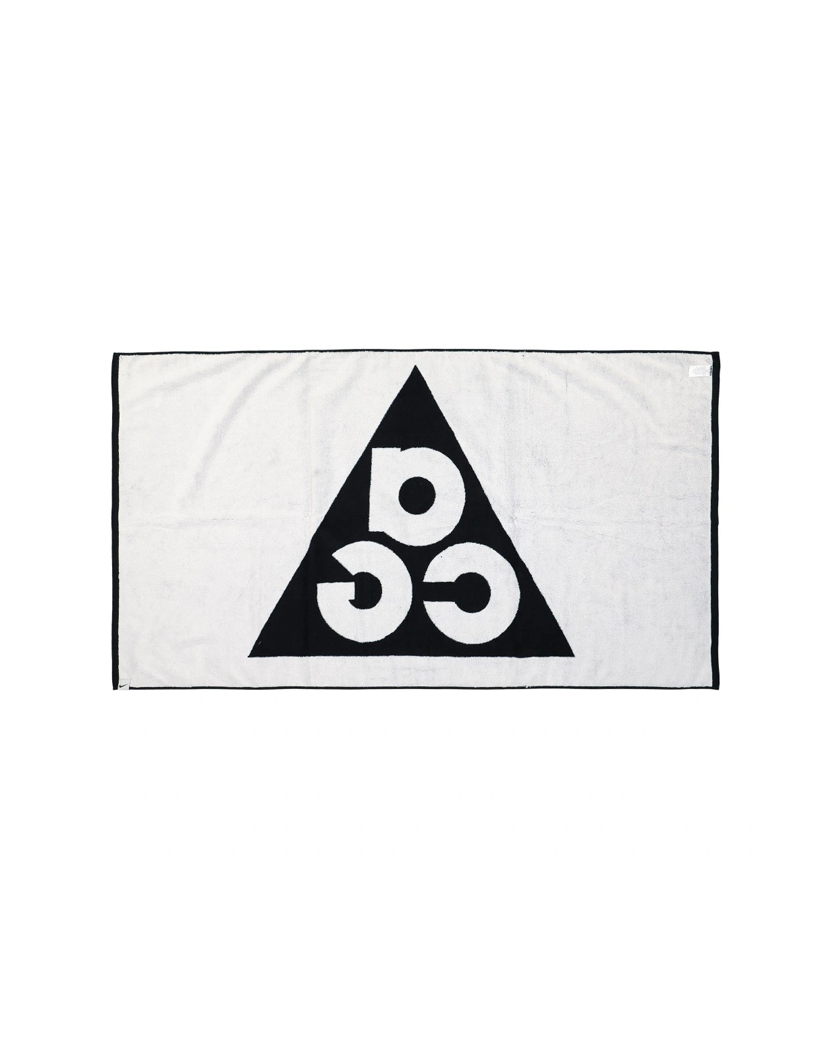 Nike ACG Towel Black/ Summit White N1008820-012