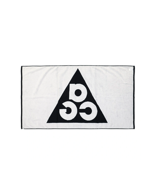 Nike ACG Towel Black/ Summit White N1008820-012