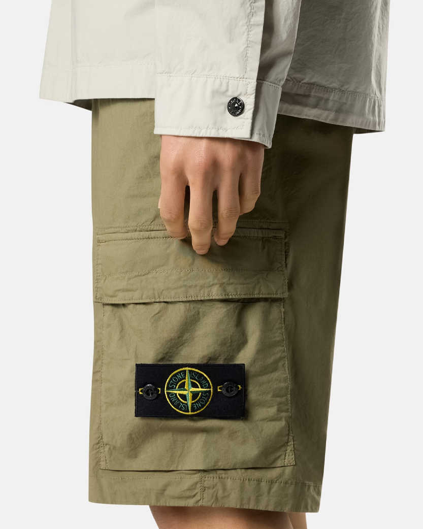 Stone Island L100020 STRETCH COTTON TELA 'PARACADUTE' Cargo Bermuda Shorts Military Green