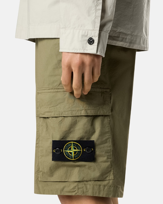 Stone Island L100020 STRETCH COTTON TELA 'PARACADUTE' Cargo Bermuda Shorts Military Green