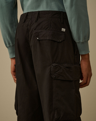 C.P. Company Micro-Reps Boxy Cargo Lens Pants Black 20CMPA128A110325G