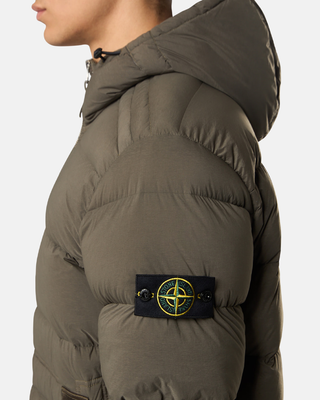 Stone Island 4100040 SEAMLESS TUNNEL NYLON DOWN-TC Hooded Down Jacket Green
