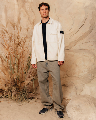 Stone Island 1200002 LIGHT BULL DENIM-TC Zip Overshirt Ivory