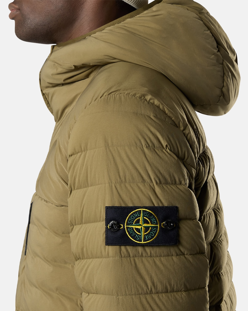 Stone Island 4100107 SEAMLESS TUNNEL NYLON DOWN-TC Hooded Down Jacket Military Green
