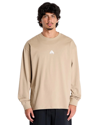 Nike ACG Lungs Long-Sleeve T-Shirt Beige DR7754-247