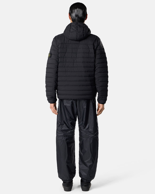 Stone Island 4100107 SEAMLESS TUNNEL NYLON DOWN-TC Hooded Down Jacket Black