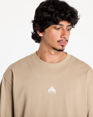 Nike ACG Lungs Long-Sleeve T-Shirt Beige DR7754-247