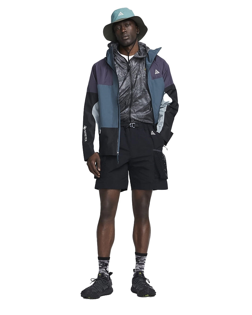 Nike ACG Snowgrass  Shorts Black DV9406-010