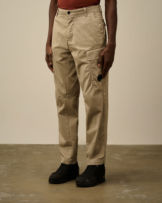 C.P. Company Stretch Sateen Loose Cargo Pants Beige 18CMPA166A005694G