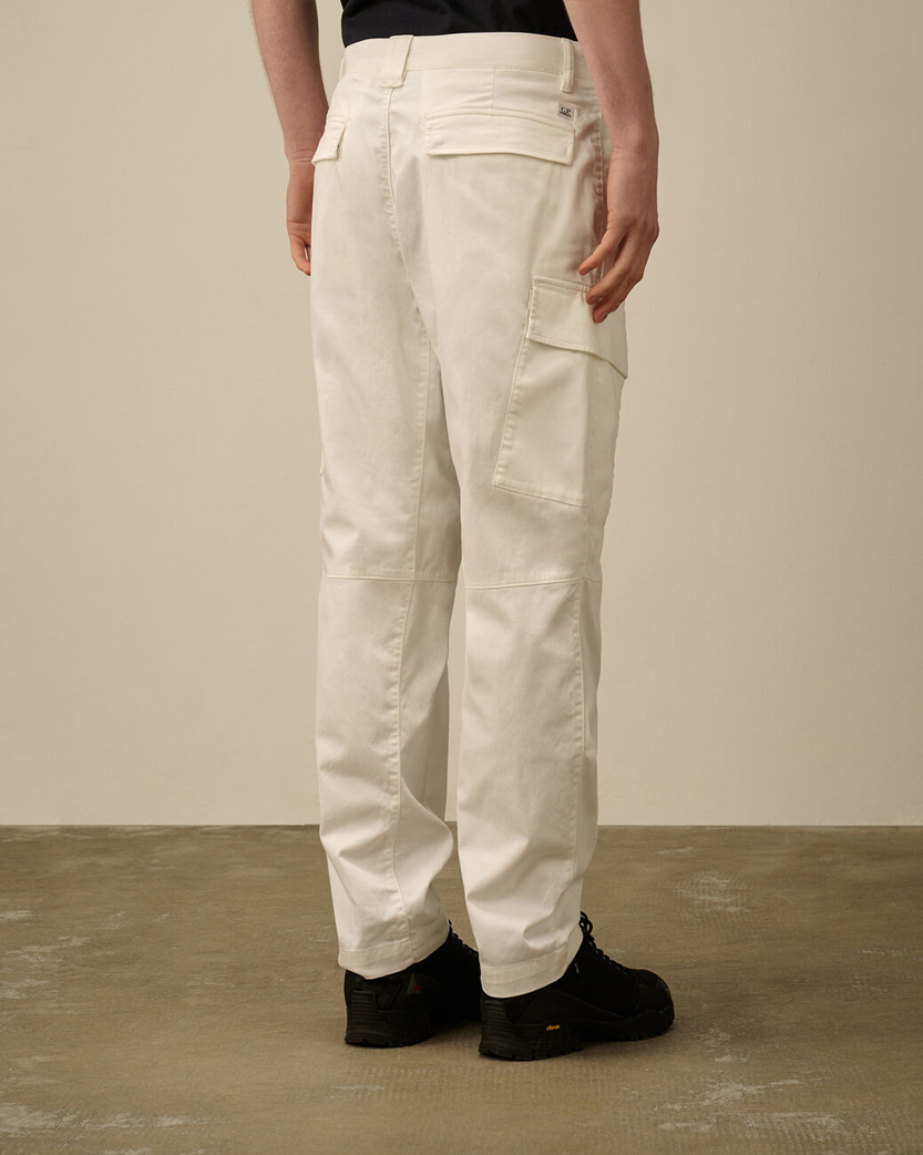 C.P. Company Stretch Sateen Loose Cargo Pants White 18CMPA166A005694G