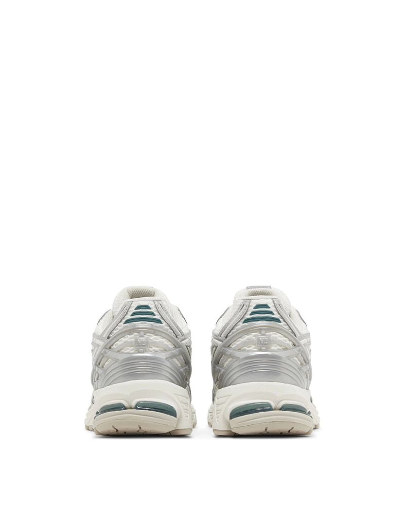 New Balance 1906R Silver Metallic Sea Salt M1906REE