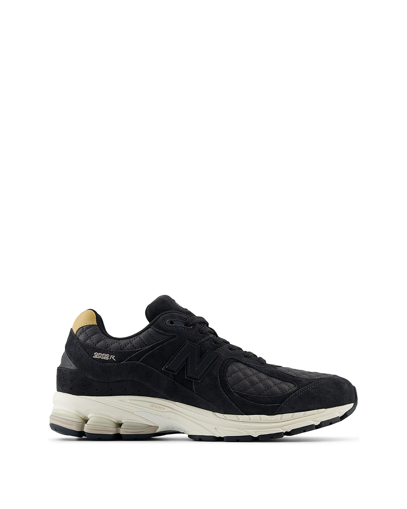 New Balance 2002R Quilted Black M2002RPG