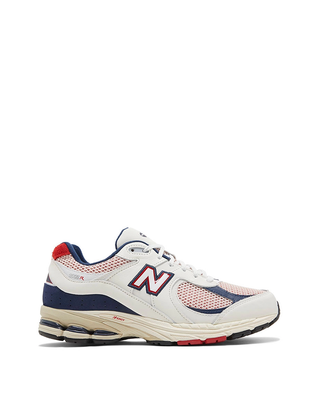 New Balance 2002R Team Red Navy Pouch M2002RVE