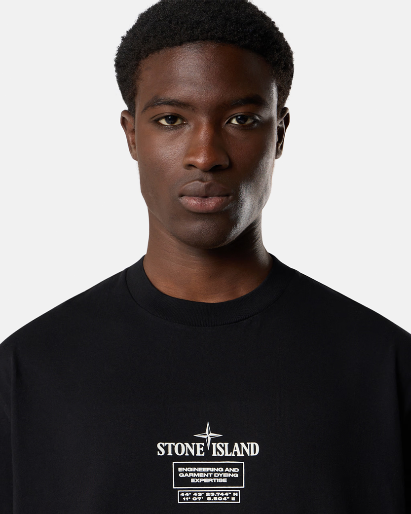Stone Island 2100037 COMBED ORGANIC COTTON JERSEY T-Shirt '02 Industrial Logos' Print Black