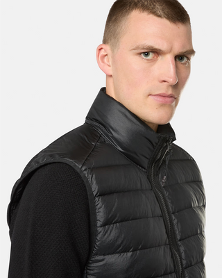 Stone Island G0724 Loom Woven Chambers R-Nylon Down-TC Vest Black