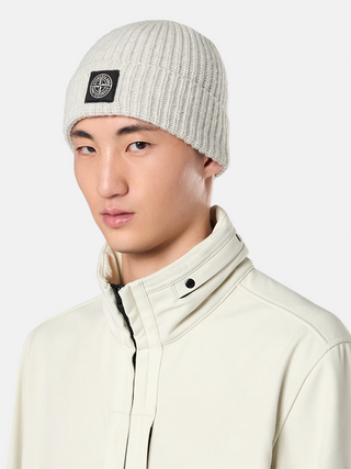 Stone Island N10B5 RWS GEELONG WOOL Beanie with Logo Patch Pearl Grey