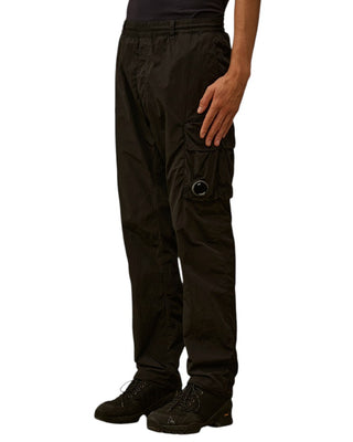 C.P. Company Chrome-R Ergonomic Cargo Lens Pants Black 20CMPA032A005904G